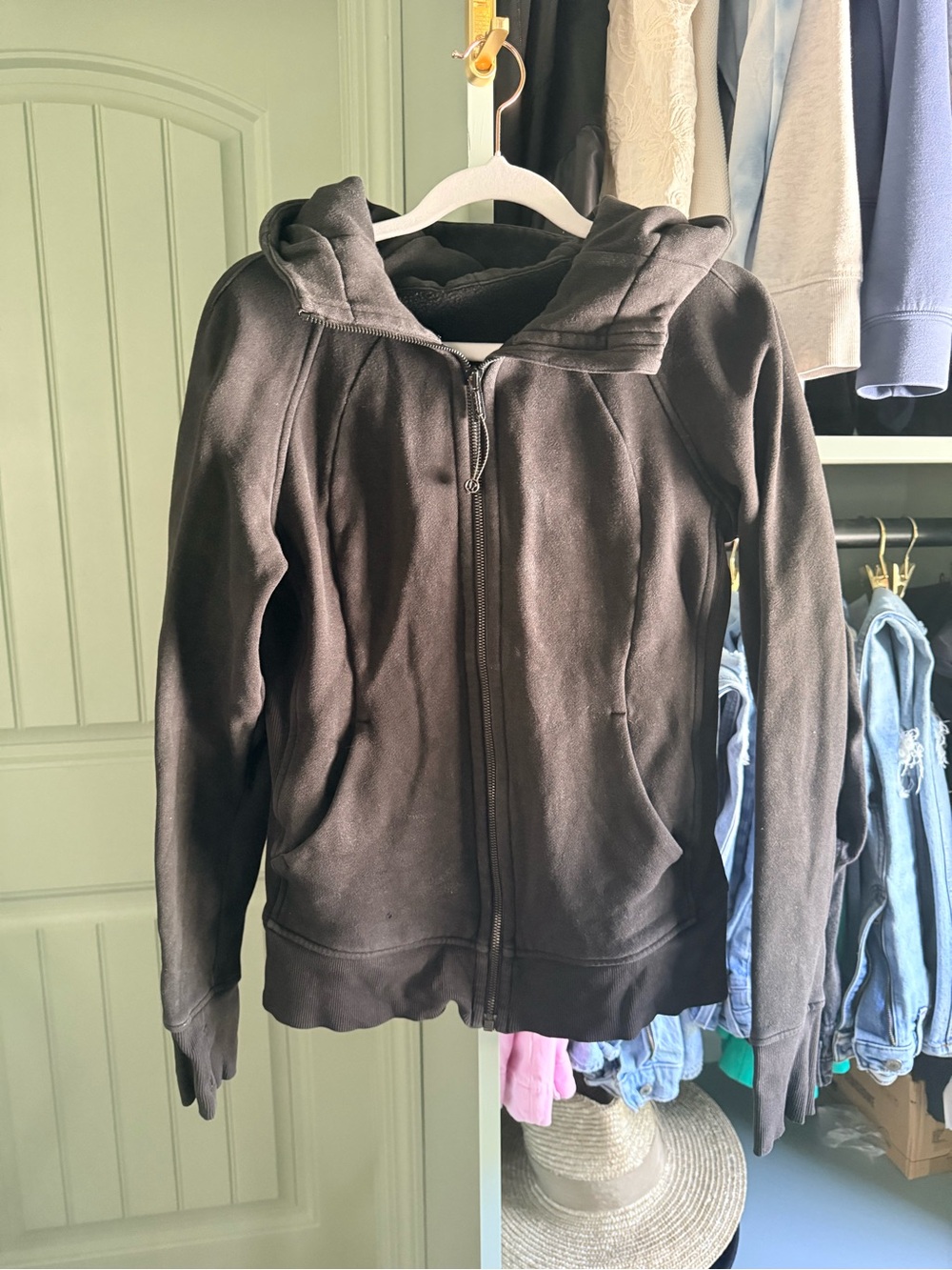 Lululemon Scuba Jacket - FLAW